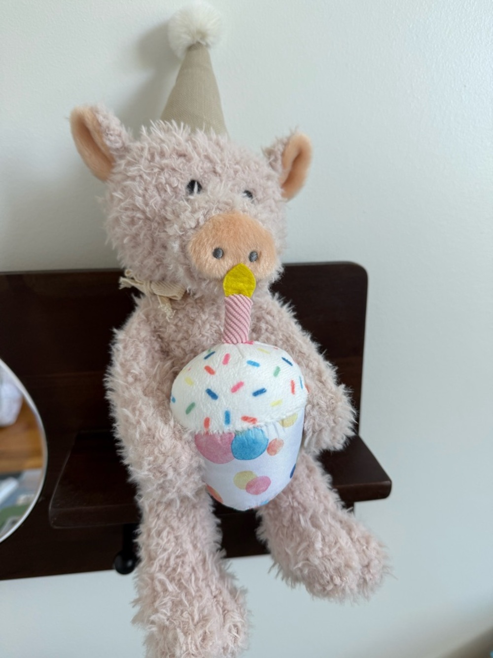 Demdaco Plush Birthday Piggy Wigg Pig